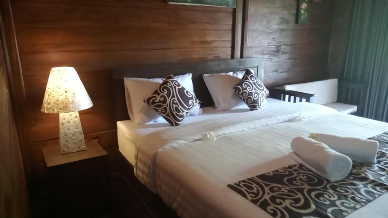 Cersen Resort Lombok Kuta  Exteriör bild