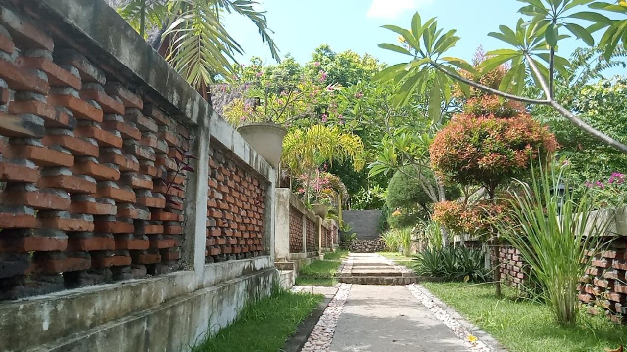 Cersen Resort Lombok Kuta  Exteriör bild