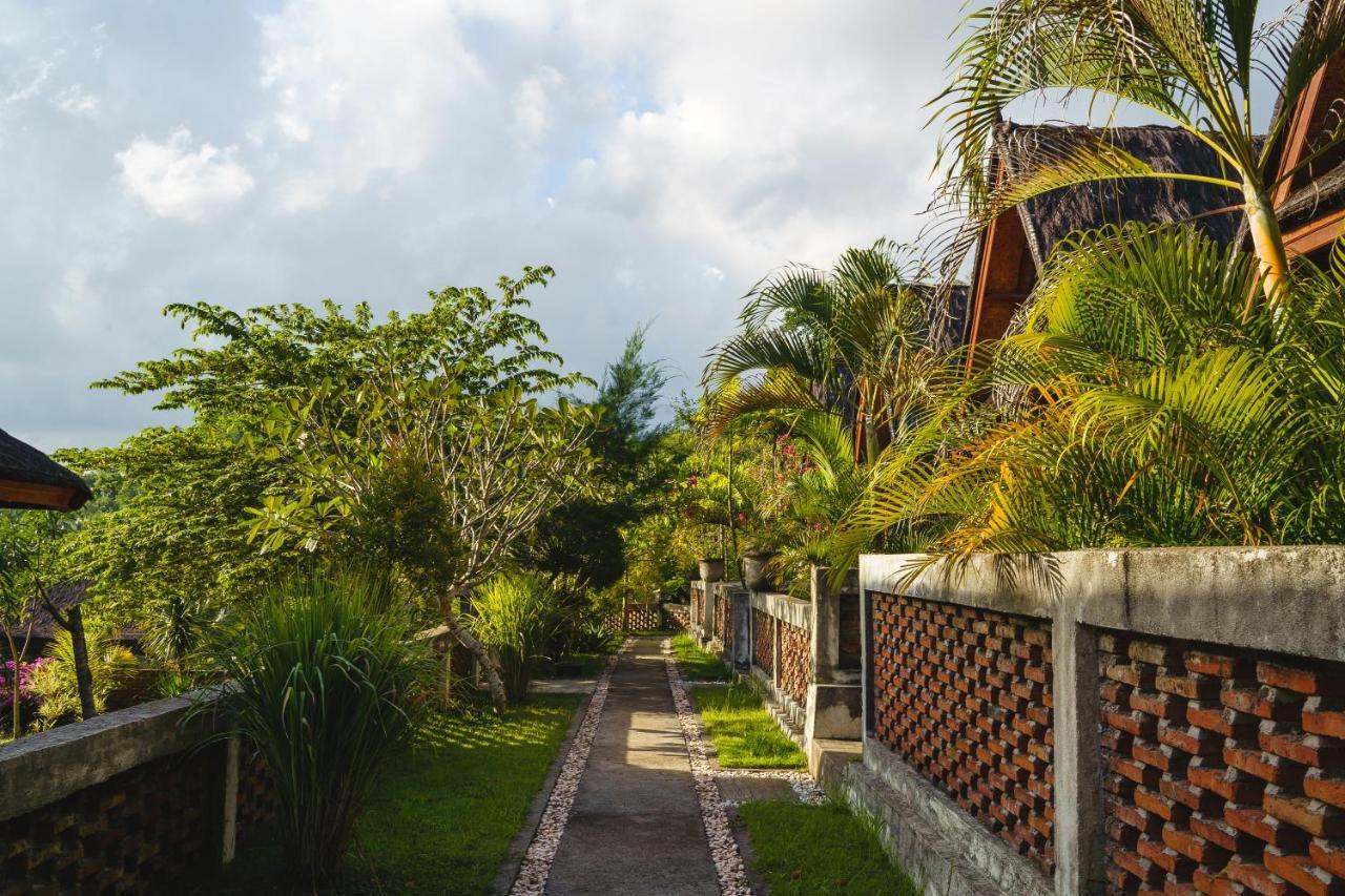 Cersen Resort Lombok Kuta  Exteriör bild