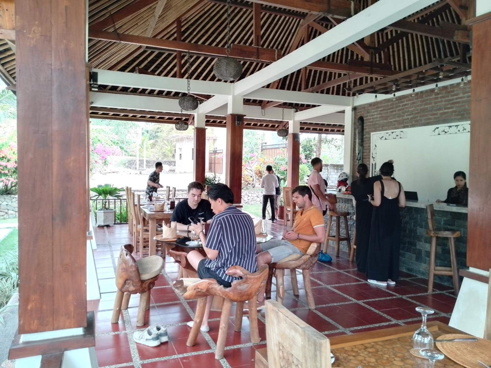 Cersen Resort Lombok Kuta  Exteriör bild